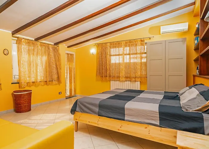 Casa Sul Mare Close To Taormina Feriehus Giardini Naxos